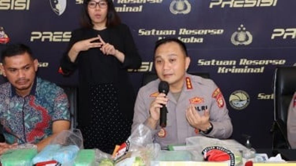 Kapolres Metro Jakarta Barat Kombes Pasma Royce