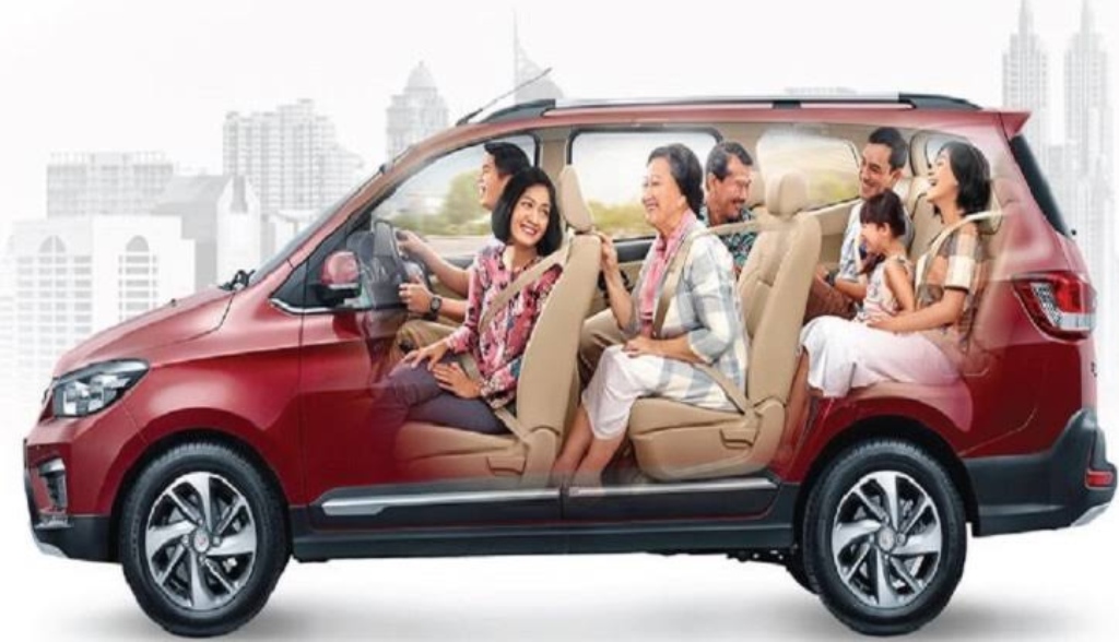 Ilustrasi mobil keluarga