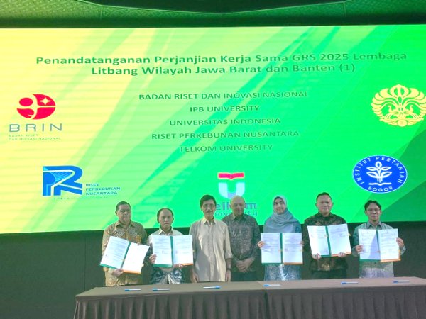 PT Riset Perkebunan Nusantara yang merupakan bagian dari Holding Perkebunan Nusantara berpartisipasi dalam penandatanganan 55 Grant Riset Sawit yang difasilitasi BPDP dengan nilai Rp88,1 miliar. Program ini bertujuan mendorong inovasi teknologi dan riset aplikatif untuk meningkatkan daya saing industri kelapa sawit nasional.