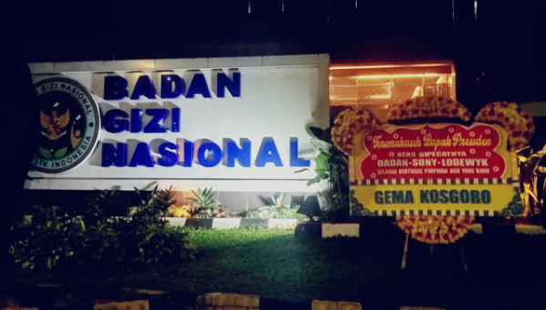 Gema Kosgoro menyampaikan apresiasi atas langkah Presiden Prabowo Subianto mengganti pimpinan Badan Gizi Nasional (BGN). Organisasi mahasiswa tersebut mendorong evaluasi menyeluruh terhadap pelaksanaan Program Makan Bergizi Gratis demi meningkatkan kualitas layanan, transparansi, dan keselamatan penerima manfaat.