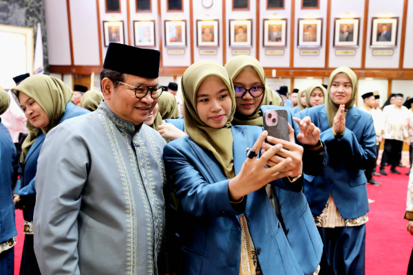 Gubernur DKI Jakarta Pramono Anung melepas Kafilah DKI Jakarta untuk berlaga pada MTQ Nasional XXXI 2026 di Semarang, Jawa Tengah.
