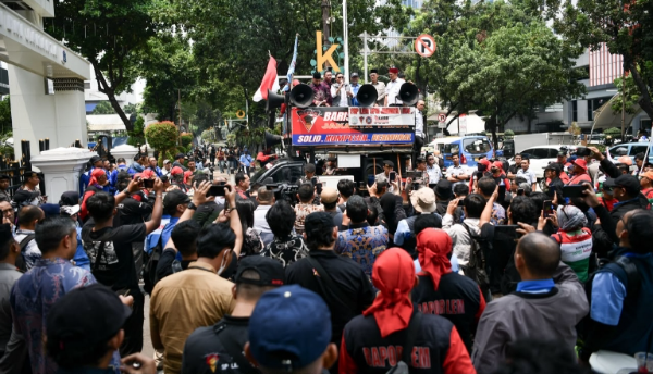 Koalisi Besar Perjuangan Buruh Indonesia (KBPBI) menyampaikan 10 aspirasi dalam audiensi bersama pimpinan DPRD DKI Jakarta.