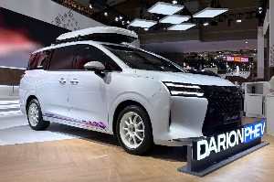 Wuling Darion Plug-in Hybrid Tampil Stylish di IIMS 2026, Modifikasi Simpel Tetap Nyaman untuk Harian