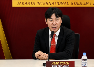 Resmi Latih Persija Jakarta, Shin Tae-yong Siap Bawa Macan Kemayoran Kembali Bersaing di Jalur Juara