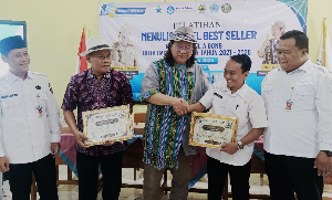 Perpusnas RI Apresiasi Muslikhin, Ketua Forum TBM Brebes, atas Dedikasi Menggerakkan Literasi di Safari Literasi Jawa 2026