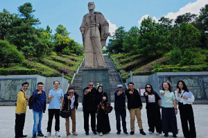 Delegasi JMSI Ziarahi Makam Ayah Laksamana Cheng Ho di Yunnan, Teguh Santosa: Simbol Persahabatan Indonesia–Tiongkok dan Jembatan Kebudayaan